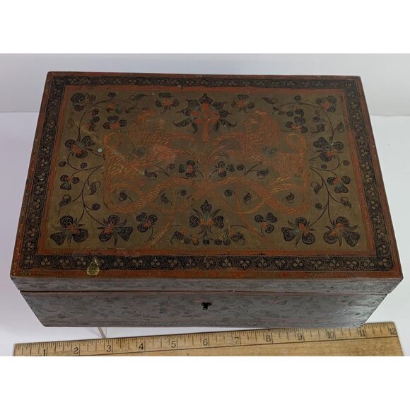 Vintage French Brass Jewelry/Storage Box Lined With Velvet- Beautiful Details! - Picture 6 of 9